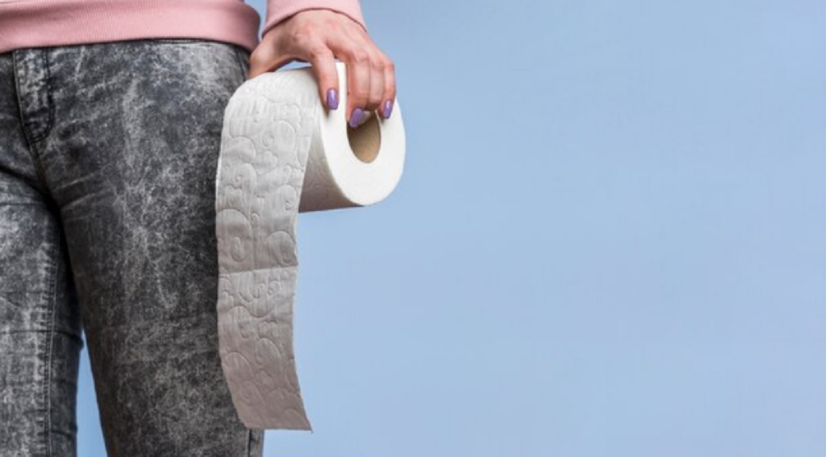 Bahaya BAB Pakai Tisu Toilet
