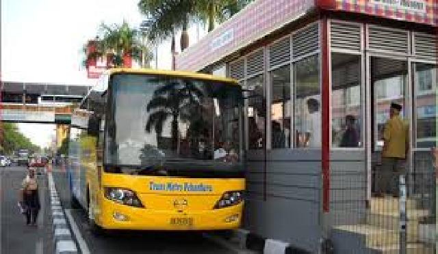 Ganggu Kenyamanan Penumpang, Dishub Strilkan Jalur Halte Bus TMP