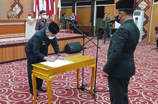 Jelang Jabatan Berakhir, Walikota Pekanbaru Lantik Ratusan Pejabat Eselon III dan IV