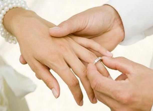 Ini Keutamaan Menikahi Gadis ketimbang Janda