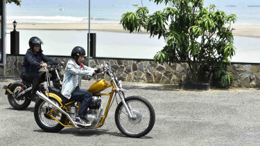 Motor Jokowi Panen Kritik: Kok Enggak Ditilang Polisi