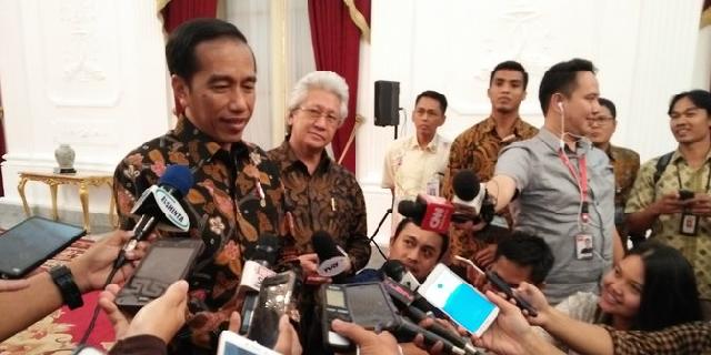Jokowi Resmikan 6 Infrastruktur kelistrikan Hampir Rp 1 T di Papua