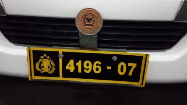 Mobil Milik Arteria Dahlan Berjejer dengan Plat Nomor yang Sama, Ini Reaksi Dirregident Korlantas Polri