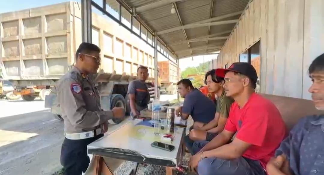 Polda Riau Tekan ODOL dan Jaga Keselamatan Jalan, Gencarkan Edukasi Kendaraan Barang