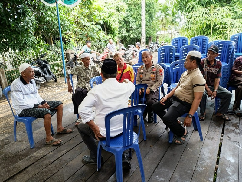 Mencegah Potensi Gangguan Kamtibmas, Polsek Sungai Batang Kunjungi Tokoh Masyarakat