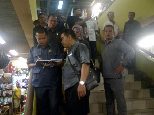 Komisi II Sidak ke Pasar Senapelan Terkait Service Charge