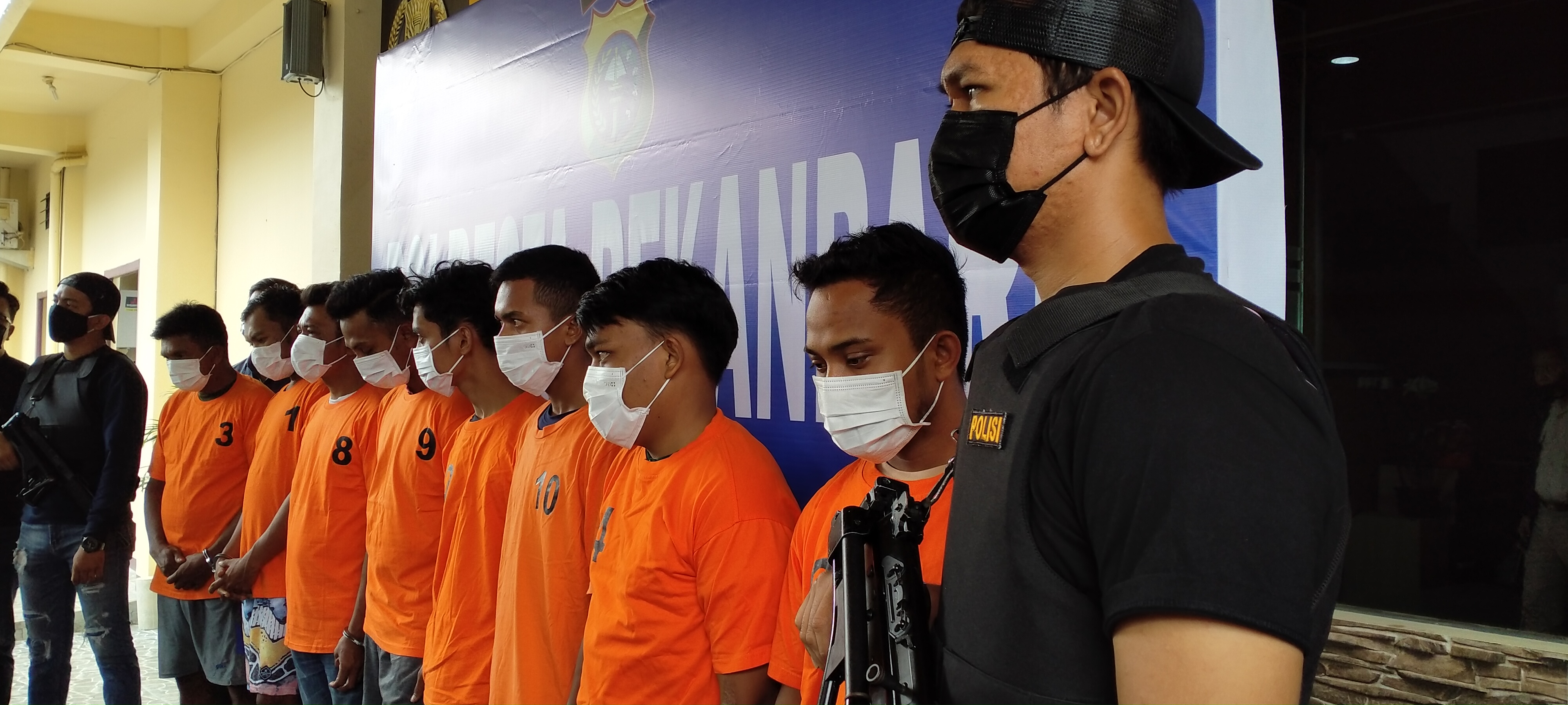 Polresta Pekanbaru Ringkus 8 Tersangka Jaringan Peredaran Narkoba