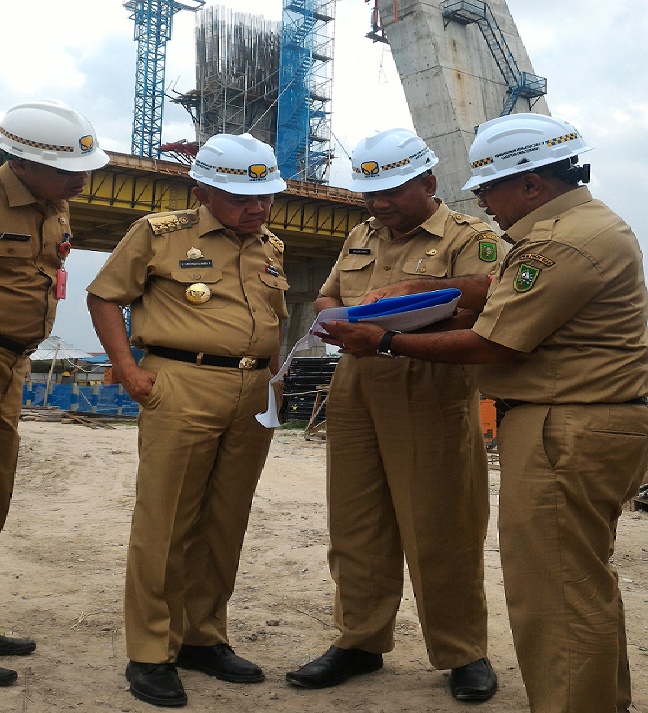 Gubernur Optimis Jembatan Siak IV Tuntas Akhir November Ini