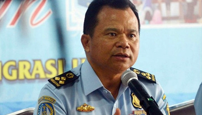 Yasonna Laoly Copot Dirjen Imigrasi Ronny Sompie