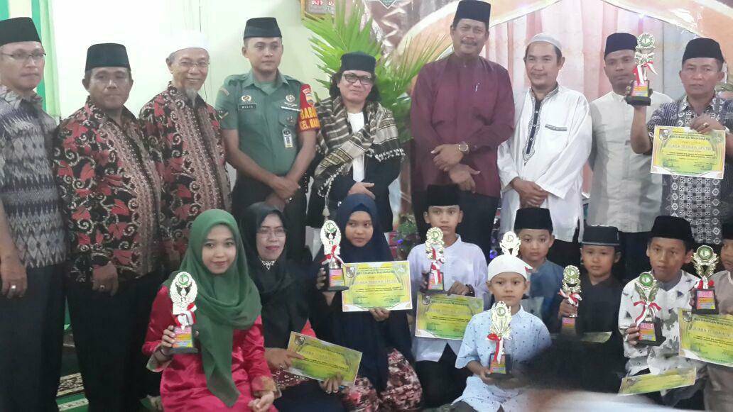 Alhamdulillah, Warga Lanud Rsn Juara Umum MTQ Tingkat Kelurahan