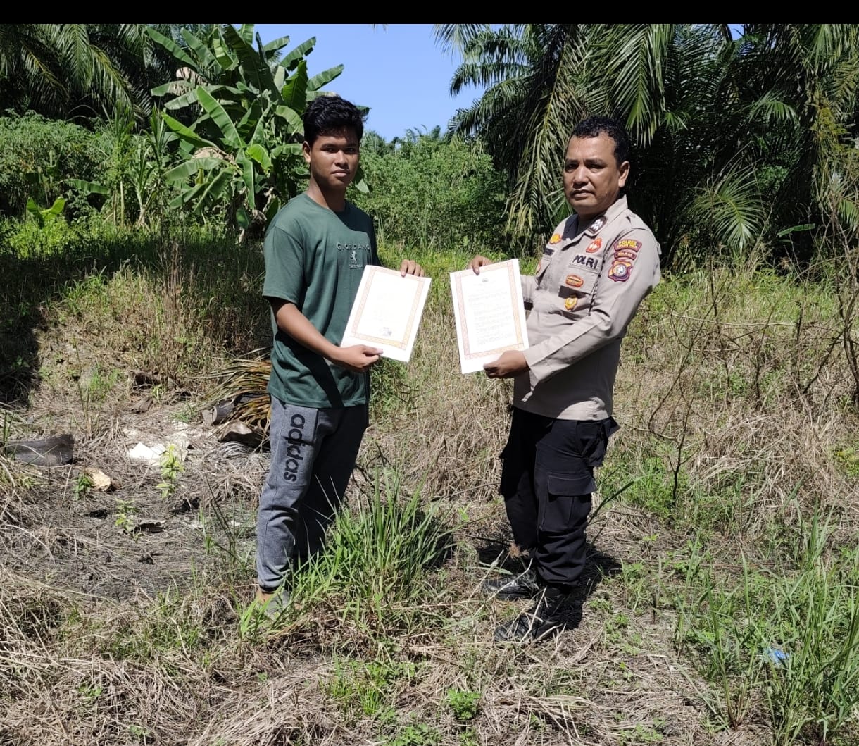 Cegah Karhutla, Polsek Bangko Pusako Ajak Warga Tidak Bakar Lahan