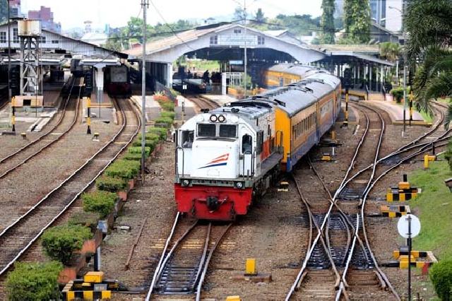Buruan, Tiket Kereta Api Tambahan Lebaran Mulai Dijual