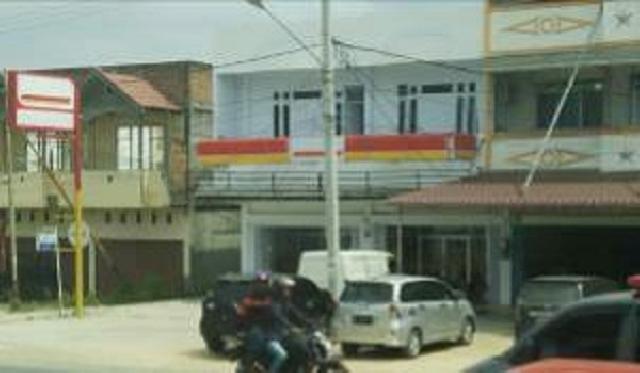 Ada Mini Market 'Siluman' di Jalan Lintas Timur Pematang Reba