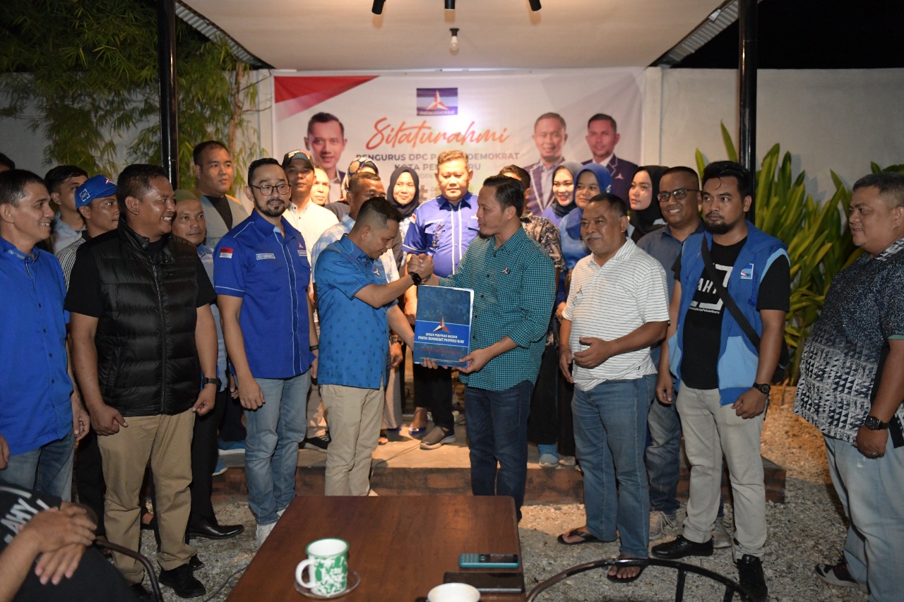 DPC Demokrat Pekanbaru Gelar Silaturahmi Sekaligus Penyerahan SK Pengurus 2022-2027