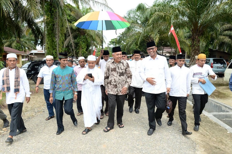 Gubri bersama Suyatno Hadiri Tawajjuh Akbar Tariqat Naqsyabandiah di Tapung