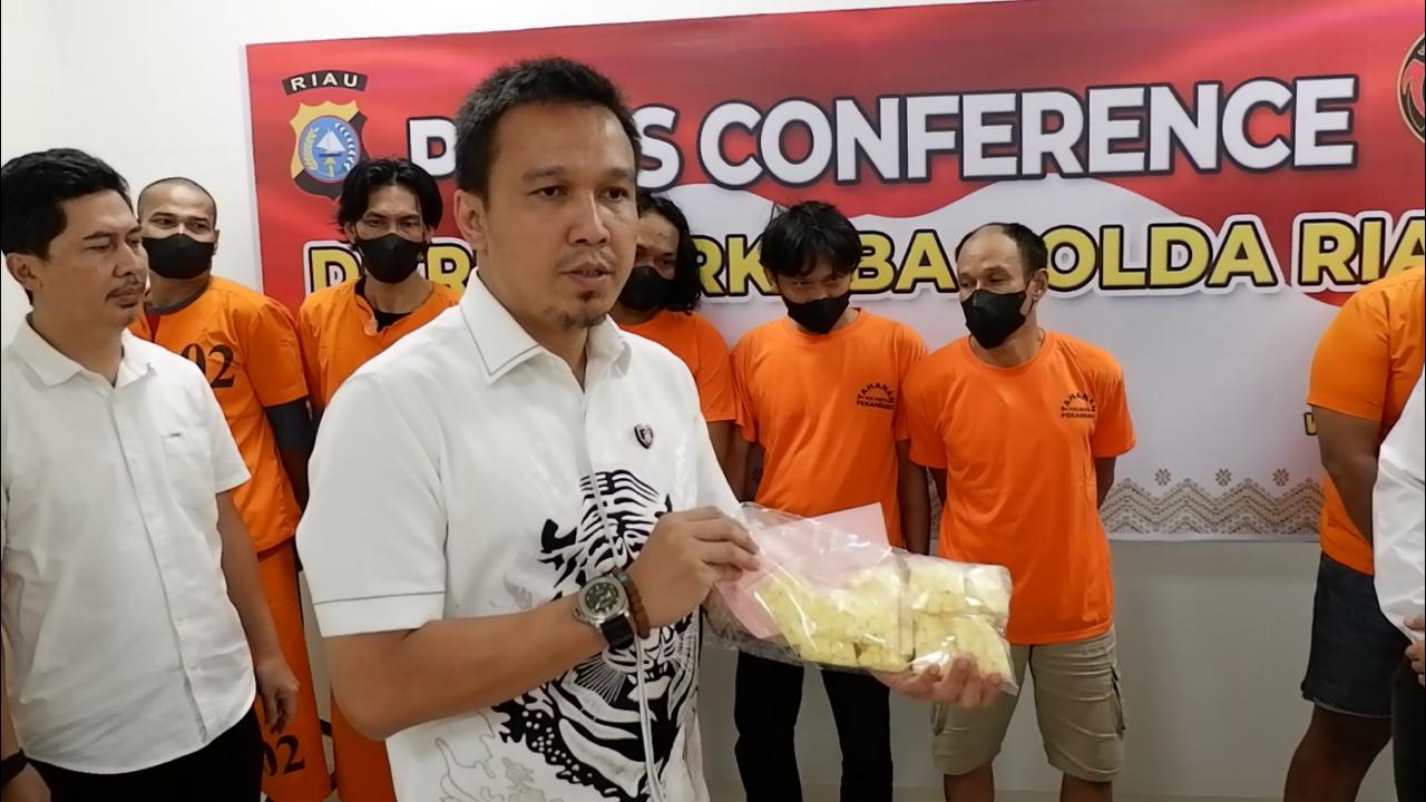 Penyelundupan 7 Kg Sabu dan Ratusan Pil Ekstasi ke Jakarta Digagalkan Polda Riau