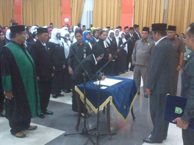 335 Kepala Sekolah dan Pengawas Sekolah Dilantik