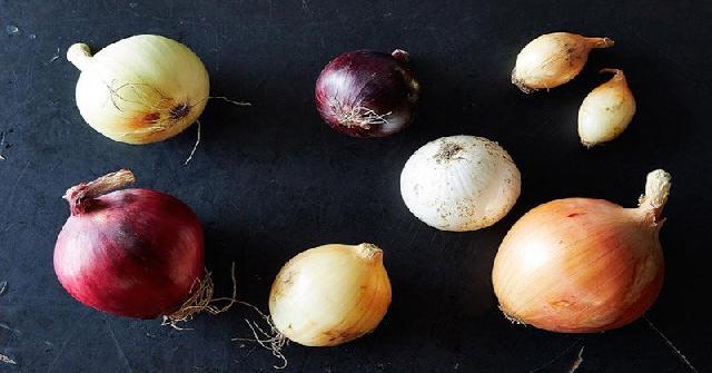 Jangan Diulang! Hindari Simpan Tomat, Bawang & Roti dalam Lemari Es