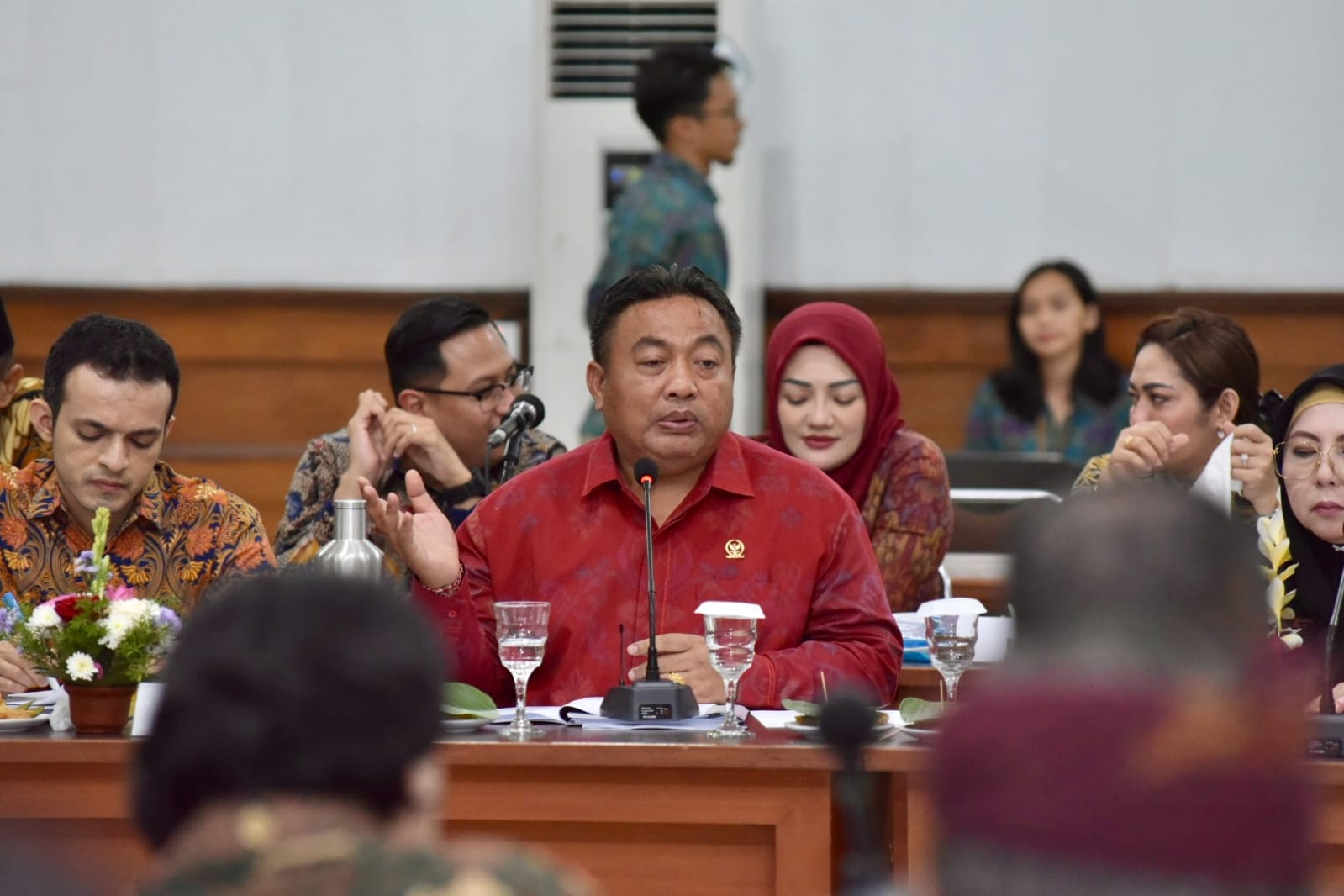 Komisi X DPR Minta Evaluasi Kampus Magang di Luar Negeri Dievalusi