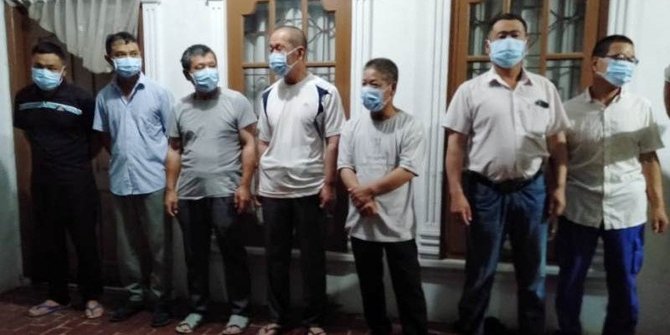 Rakyat Dibatasi PSBB Tapi 500 TKA China Boleh ke RI