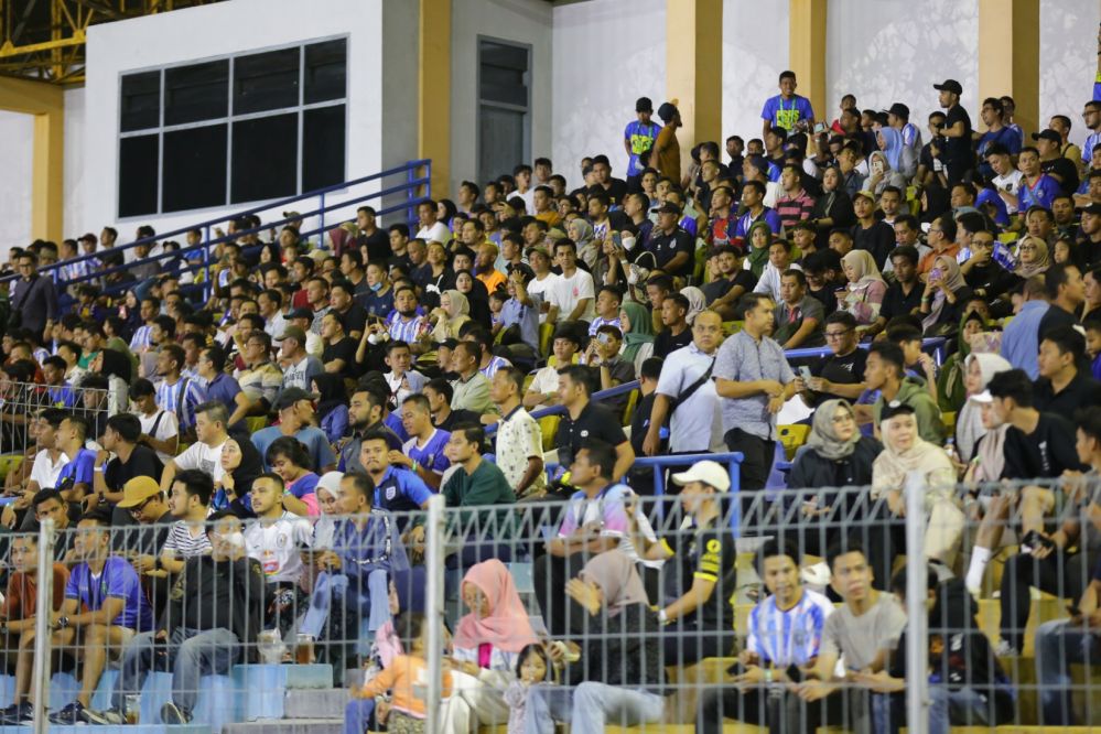 PSPS Riau Tunduk 0-2 Melawan Semen Padang FC, Suporter Kecew