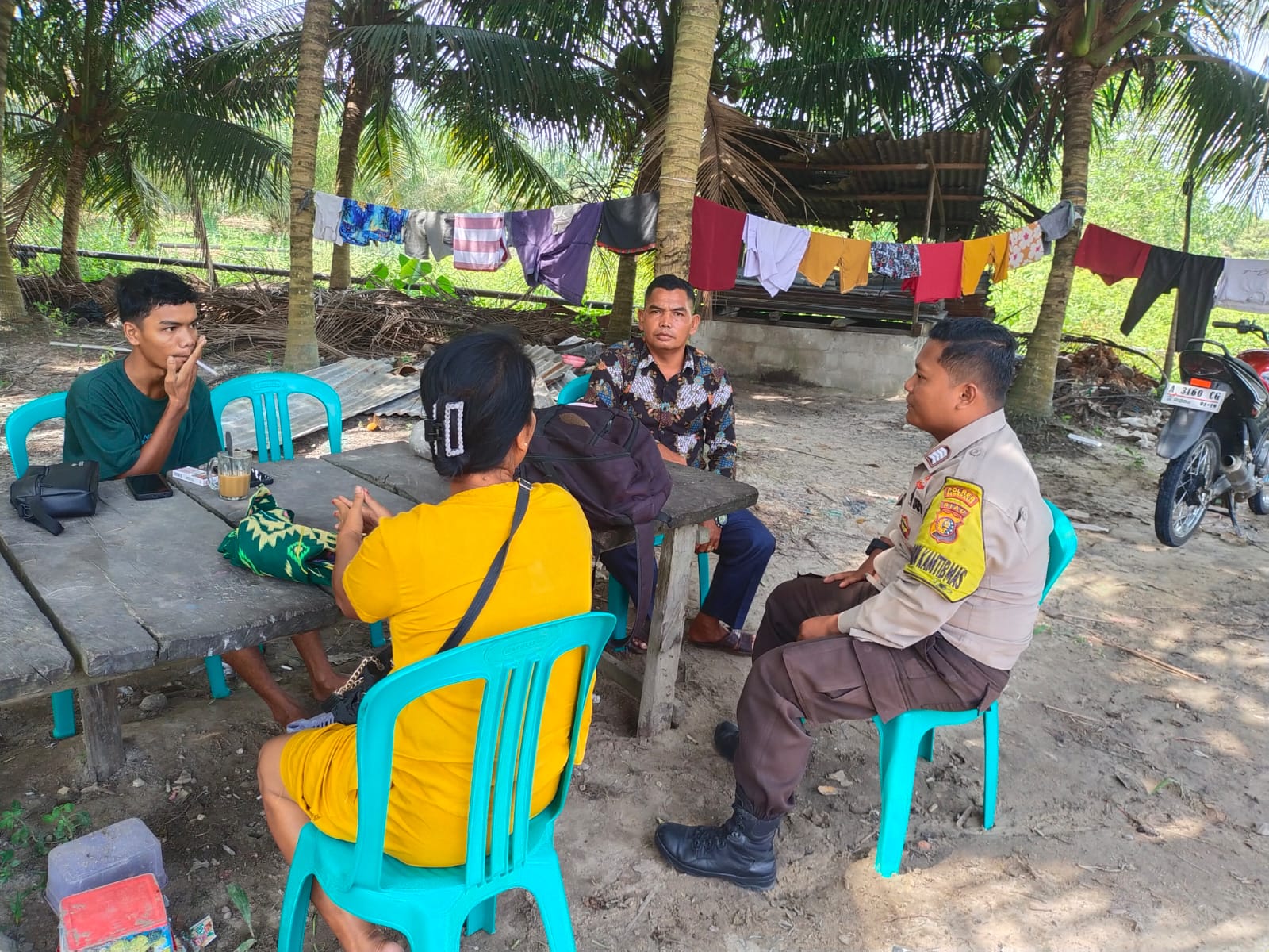 Polsek Pinggir Gelar Sosialisasi Pilkada 2024 di Kelurahan Titian Antui