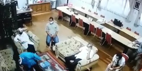 Lurah di Tangsel Mengamuk, Sebabnya 6 Siswa Titipannya Tak Masuk