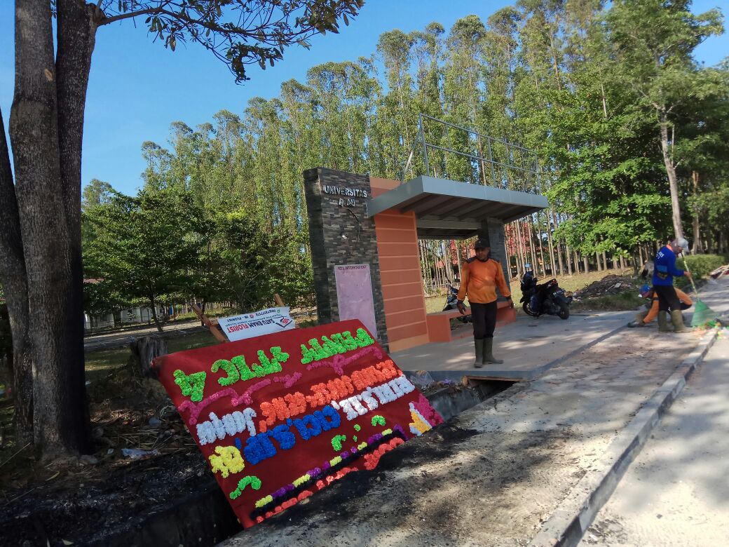 Pasca Kerusuhan Semalaman, pagi ini Kampus Fisip dan Tehnik UR Sepi Aktivitas