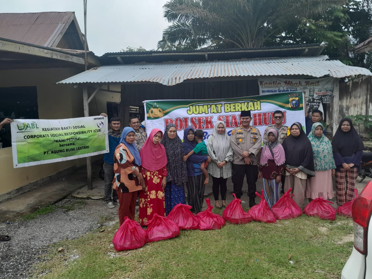 Kapolsek Siak Hulu Jum'at Curhat, dan Cooling System Pemilu ke Warga
