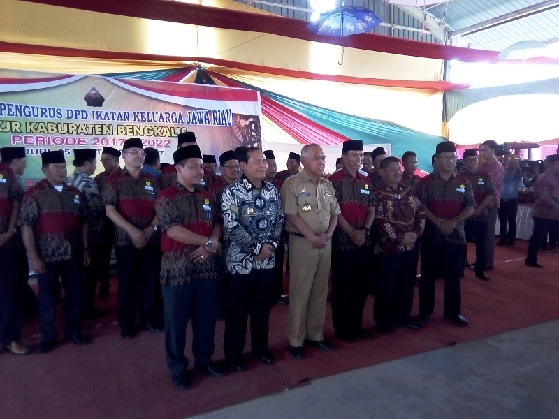 Gubernur Riau Dan Bupati Bengkalis Hadiri Pelantikan DPD IKJR Bengkalis