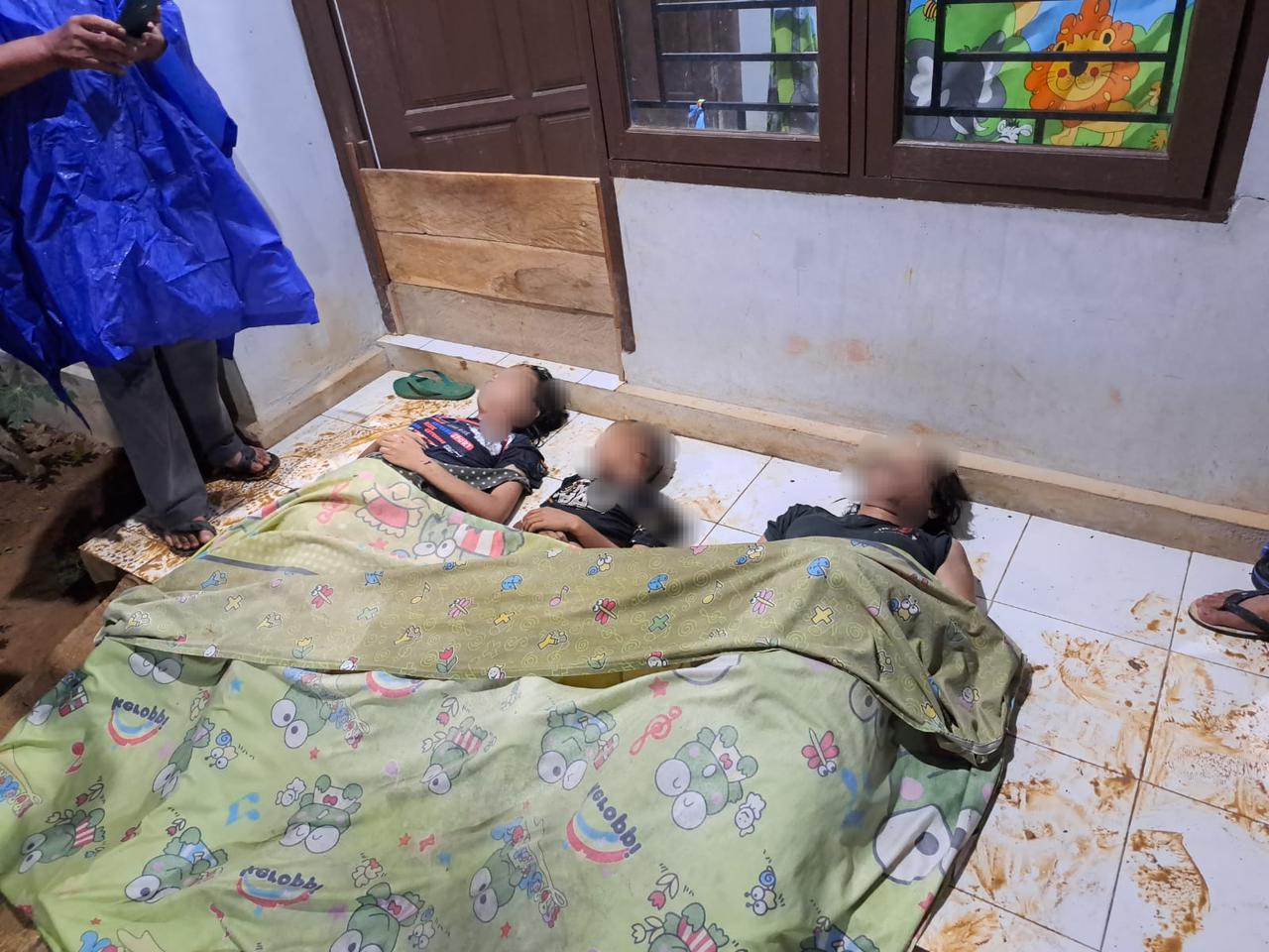 Ditinggal Buka Puasa, Ibu dan Dua Anak Ditemukan Tewas di Kolam limbah