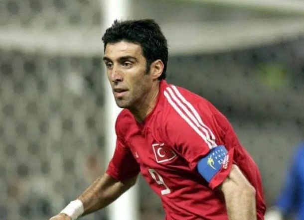 Legenda Sepak Bola Turki yang Kini Jadi Sopir Taksi Gara-Gara Erdogan