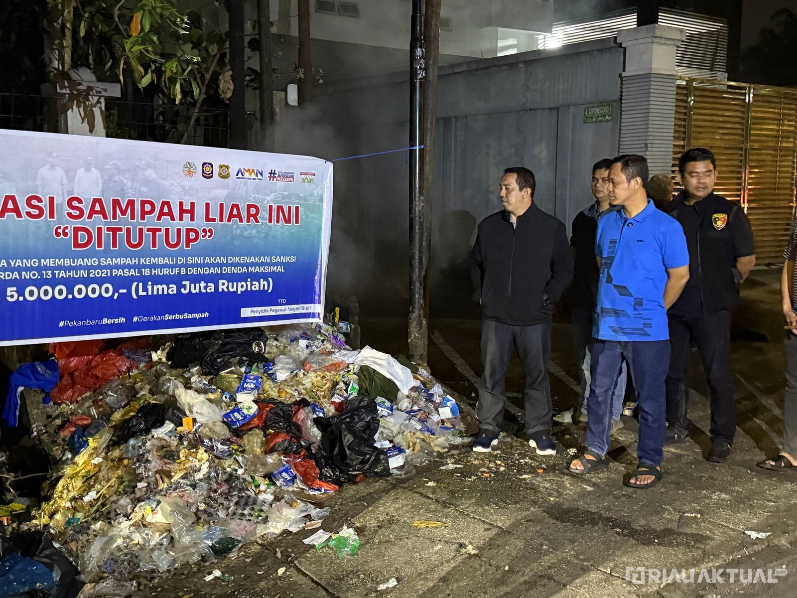Dini Hari, Wali Kota Agung Nugroho dan Kapolresta Sidak TPS Rawan Sampah