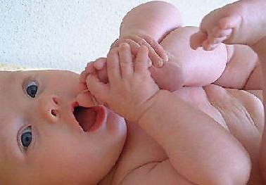 Meski Sibuk, Tetap Pantau Perkembangan Si Kecil