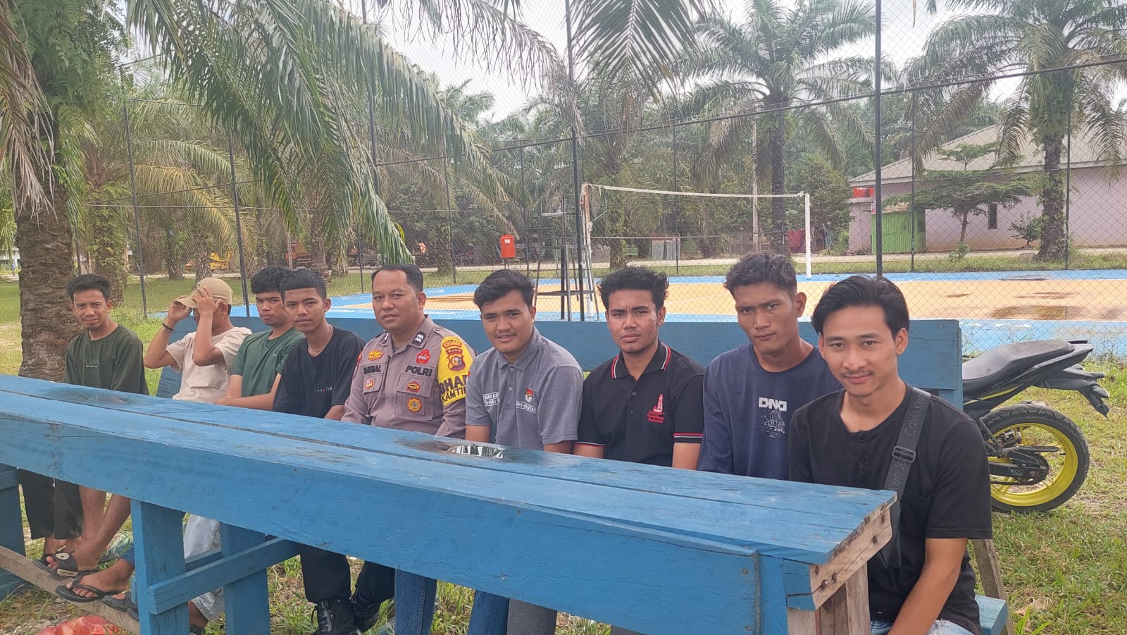 Kumpulkan Pemuda, Bhabinkamtibmas Polsek Bonai Darussalam Ajak Sejukkan Pemilu