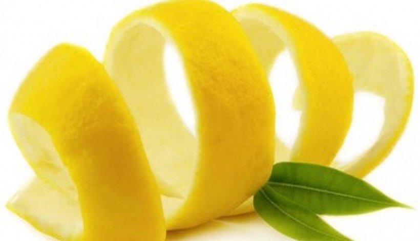 Jangan Dibuang, Ternyata Kulit Buah-buahan Ini Kaya Manfaat