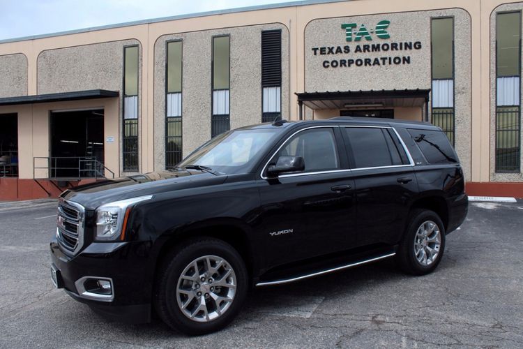 Tertarik Bikin Mobil Anti-Peluru, Berikut Daftar Biayanya