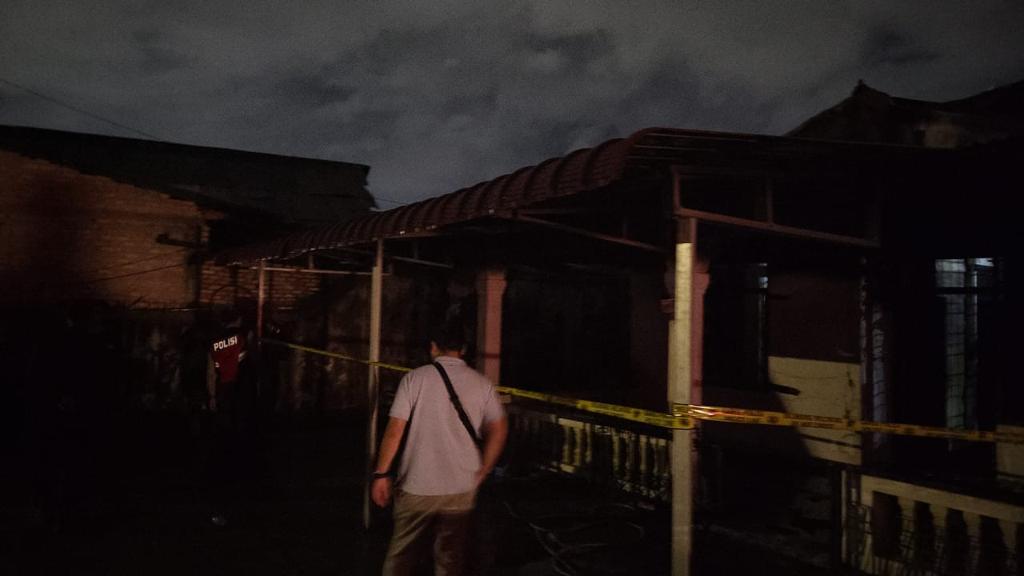 Diduga Akibat Korsleting Arus Listrik, Satu Rumah Ludes Dilalap Sigo Merah