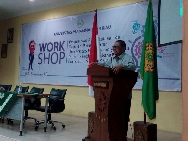 Terapkan KKNI, Staf Ahli Menristek Dikti Puji Keberanian UMRI