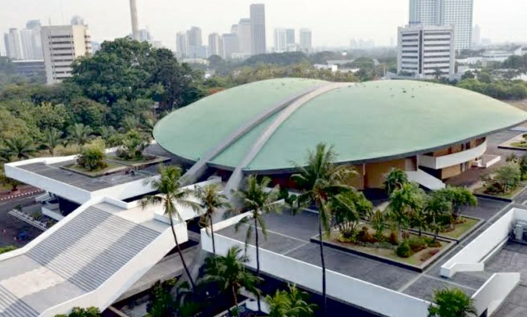 Heboh Gedung DPR Dijual Murah di Toko Online, Berapa Harganya?