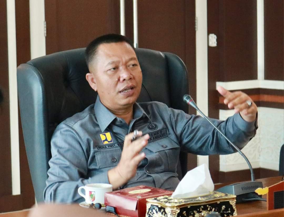 Sekdako Pekanbaru Minta Jalan Rusak Bekas Galian IPAL dan SPAM Segera Diperbaiki