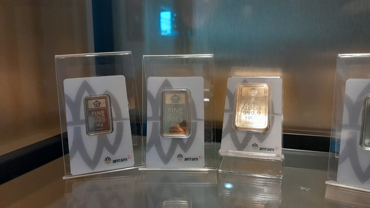 Naik Rp6 Ribu, Emas Antam Hari Ini Dijual Rp2.470 Juta per Gram