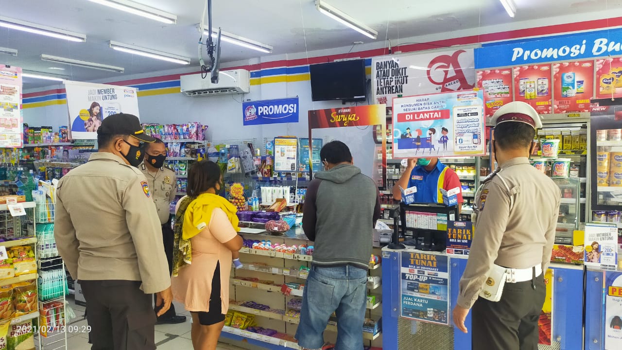 Lakukan Patroli C3, Polsek Pangkalan Kerinci Imbau Warga Waspada Terhadap Aksi Kriminal