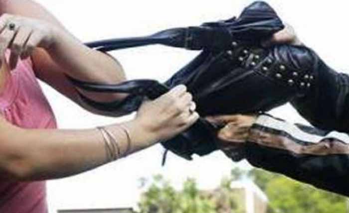 Coba-Coba Menjambret, Pria di Pekanbaru Ini Malah Jatuh Dari Sepeda Motor Saat Dikejar Warga