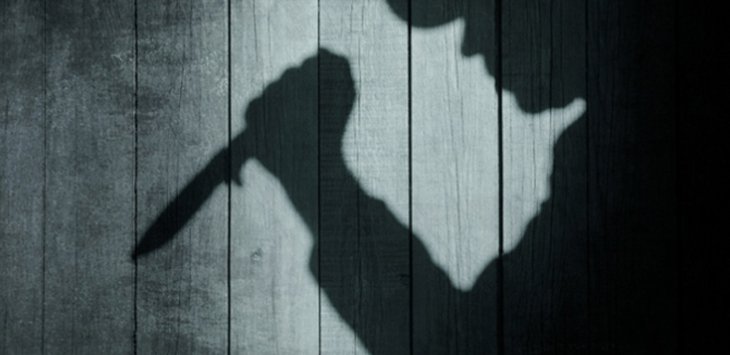 Ngeri ! Ngotot Terus Minta Cerai, Suami Tusuk Istri dengan Pisau