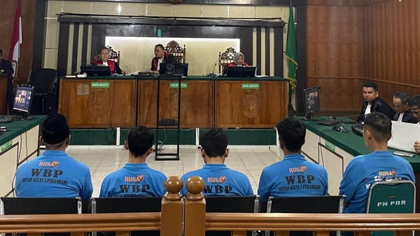 Lima Terdakwa Korupsi Kredit BRK Syariah Divonis, ASN Rokan Hulu Dihukum 7 Tahun