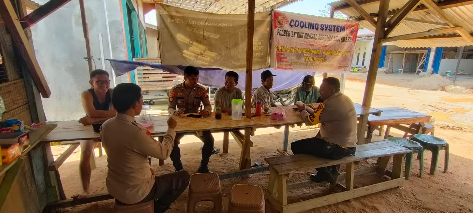 Polsek Batang Gansal Imbau Warga Akan Bahaya Provokasi Jelang Pilkada