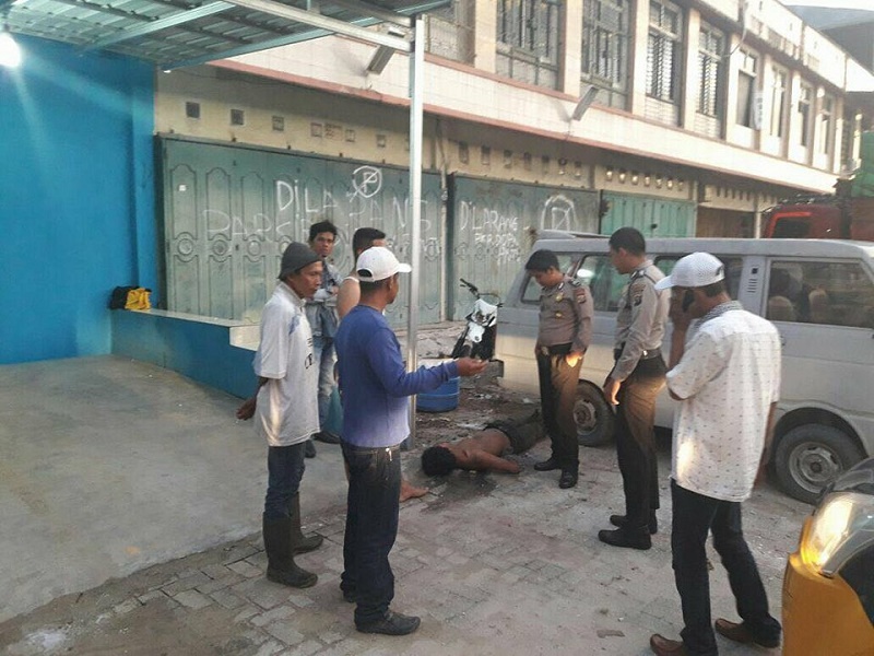 Pencuri Mobil di Pekanbaru ini Diamuk Petugas Ronda Sampe Terkapar