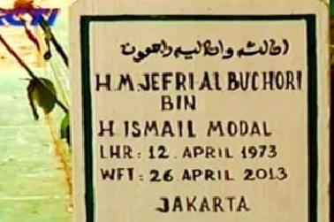 Imam Masjid Istiqlal Sarankan Makam Uje Diratakan