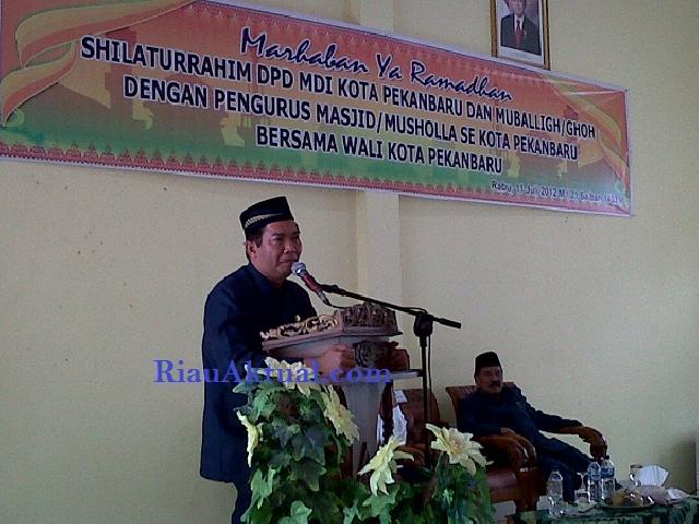 Silaturahmi dengan Pengurus Masjid, Firdaus MT Kampanye Kebersihan